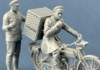 1/35 British Dispatch Rider Taking Carrier Pigeons To The Front Line