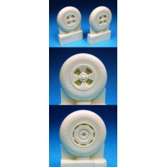 1/32 British 32" 4 Slot - Smooth Tread Main Wheels