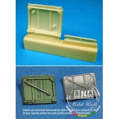 1/32 Spitfire Cockpit Door with Separate Crowbar