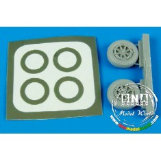 1/72 Grumman TBM Avenger Wheel & Paint Masks for Hasegawa kit