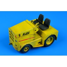 1/32 United Tractors GC-340/SM340 Tow (dual mounting, full resin kit)