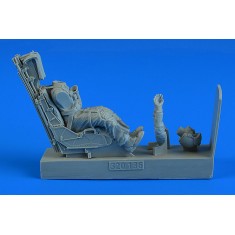 1/32 US Navy AV-8B Harrier II Marines Pilot w/Ejection Seat for Trumpeter kits