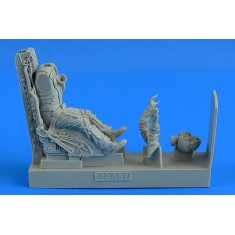 1/32 USAF Fighter Pilot w/C2 Ejection Seat for F-104C/G Startfighter for Italeri kits