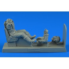 1/32 WWII USAAF P-51B/C Mustang Pilot w/Seat for Trumpeter/Revell kits