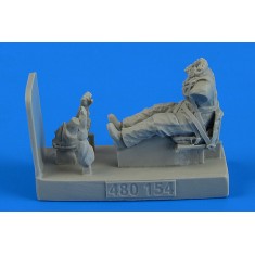 1/48 WWII Soviet Woman Pilot with Seat for Polikarpov Po-2 for ICM kit (1 Pilot)