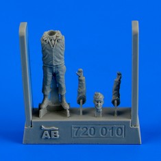 1/72 USAF Fighter Pilot in Korean War 1950-1953 (1 Resin Pilot)
