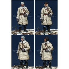 1/35 WWII Russian AFV Crew #2 (1 figure)