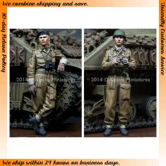 1/35 British RAC AFV Crew Set (2 figures, each w/2 different heads)