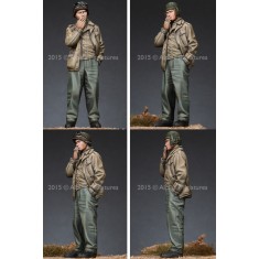 1/35 US Tank Crew #2 (1 Figure w/2 Different Heads)