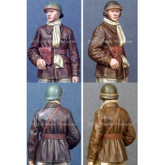 1/35 WWII French Tank Crew (1 figure w/2 different heads)