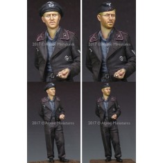 1/35 German Panzer Crew #2