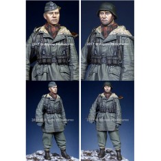 1/35 WSS Grenadier at Kharkov (1 figure w/2 different heads)