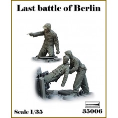 1/35 Last Battle of Berlin - WWII German Panzer Crewmen (3 figures)