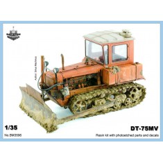 1/35 DT-75MV Bulldozer