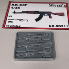 1/35 Hungarian AKM-63F 7.62mm Assault Rifle