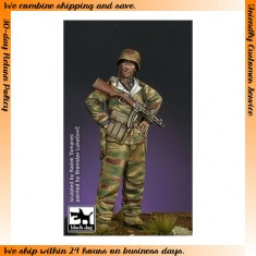 1/35 Wehrmacht Grenadier, Panzer Division 1944 (1 figure)