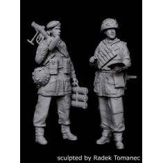 1/35 British Paratroopers Set No.2 (2 figures)