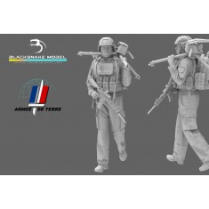 1/16 Modern French MAG58 Tripod and Spare Barrel Bearer #13