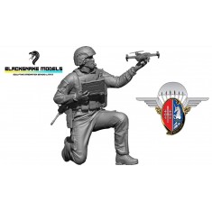 1/16 Modern French 1st Parachute Hussars Regiment Drone Operator #01
