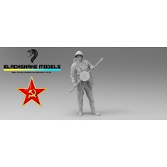 1/16 WWII Soviet Red Gunner