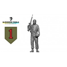 1/48 Vietnam US 1st Infantry Division Big Red One Soldier #10 at Rest