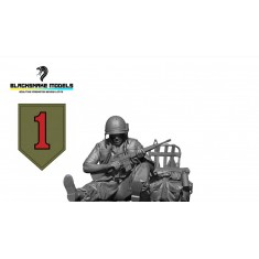 1/35 Vietnam US 1st Infantry Division Big Red One Soldier #11 at Rest