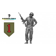 1/35 Vietnam US 1st Infantry Division Big Red One Soldier #12 at Rest