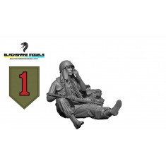 1/35 Vietnam US 1st Infantry Division Big Red One Soldier #13 at Rest