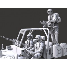 1/35 French UNAC MATV Crews
