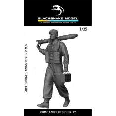 1/35 Vickers Commando Machine Gunner Kieffer #12 (1 figure)