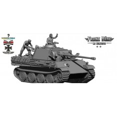 1/35 WWII German Franz Bake and Panther Crew Figure Set