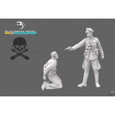 1/35 German Waffen Soldier Execution Set (2 figures)