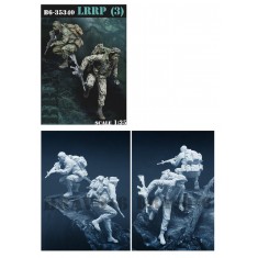 1/35 LRRP #3 w/M16 Rifles, Lightweight Rucksacks, Standard Field Gear (2 figures)