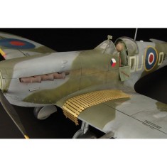 1/32 WWII British Fighter Walkboard