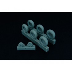1/48 Spitfire 4 Spoke Wheels Set (3 types of tyres)