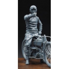 1/35 Motorcycle Pilot with Glass