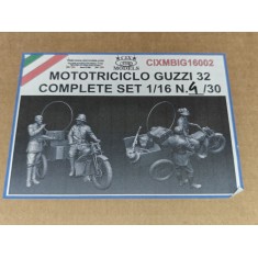 1/16 Moto Guzzi 32 Mototriciclo with 2 Figures, R-2 Radio and Accessories