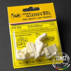 1/35 WWII German Schnellboot Crew at Rest (2 resin figures)