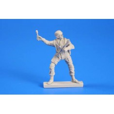 1/48 WWII German Paratroops with FG-42