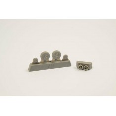 1/72 P-40 Wheels Cross Tread for Special Hobby kit