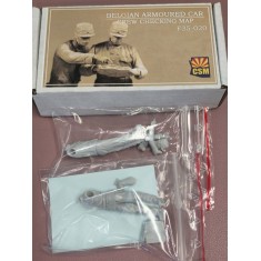 1/35 Belgian Armoured Car Crew Checking Map