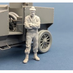1/35 French Marine Armoured Car Standing Crewman