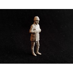 1/48 WWI Russian Pilot Standing Figure