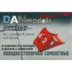 1/48 Aircraft Chocks Vol.2 (4pcs+decal,  13x8x6mm)