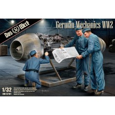 1/32 WWII German Mechanics with Technical Drawings