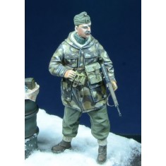 1/35 Hungarian Officer Szent Laszlo Division, Hungary 1945 (1 figure)