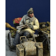 1/35 Waffen SS Officer, Hungary 1945 (for sidecar)