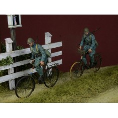 1/35 Dutch Army Bicycle Riders for Queen and Country Vol.3