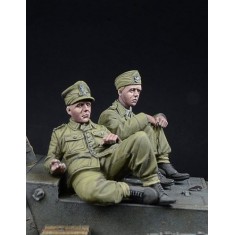 1/35 WWII Polish Prisoners of War, September 1939 (2 figures)