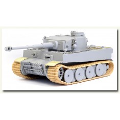 1/35 Tiger I (Initial Production) sPzAbt.502 Leningrad Region 1942/3 [Smart Kit]